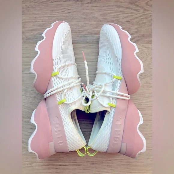 Sorel Women’s Kinectic™ Impact Lace Sneaker Size 9 Shoes in White Eraser Pink 🤍💖 - Picture 6 of 10